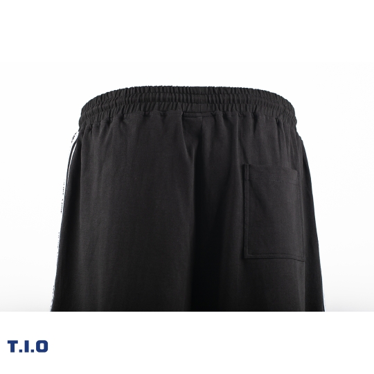 hype track shorts - black