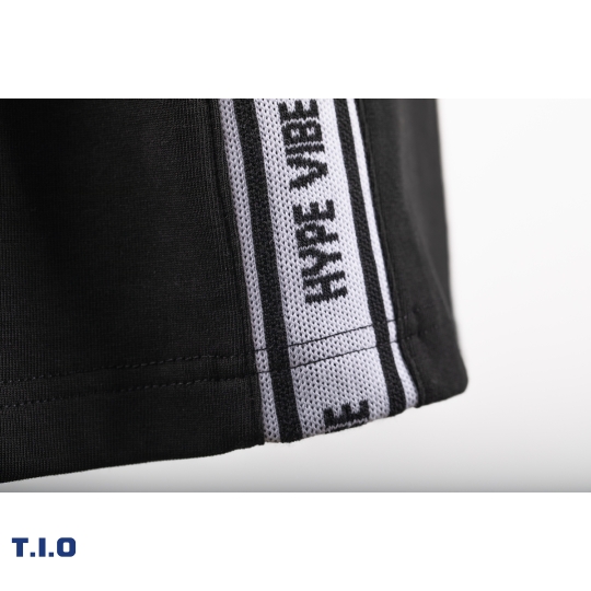 hype track shorts - black